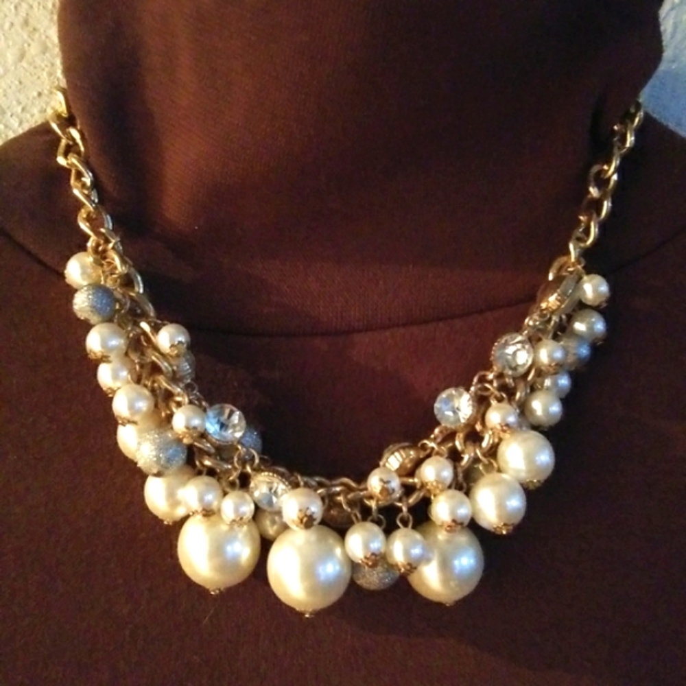 Elegant Vintage Necklace/Bracelet Set Pearl Clusters, Rhinestone,Sliver Beads